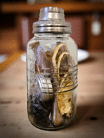 Blueberry Whisky Sour Cocktail Shaker Kit - Image 9